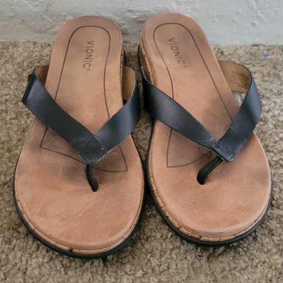 Vionic Daniela Leather Size 9 - Picture 6 of 7